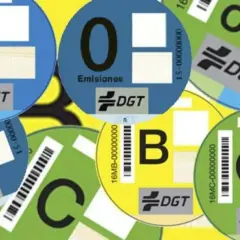 Pegatinas DGT: ECO, 0 Emisiones, B y C. Cada etiqueta eco que significa es un distintivo para vehículos según su nivel de emisiones.