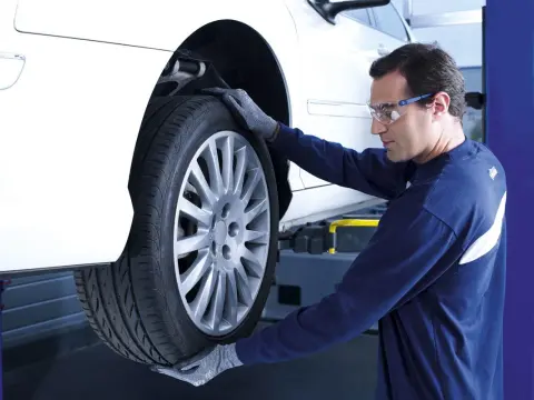 Pinchazo en el flanco - ¿Se puede reparar? La verdad del taller