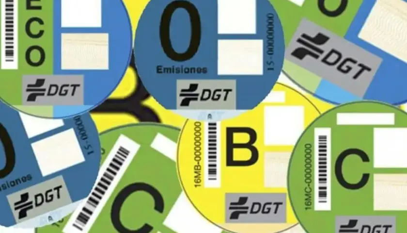 Pegatinas DGT: ECO, 0 Emisiones, B y C. Cada etiqueta eco que significa es un distintivo para vehículos según su nivel de emisiones.