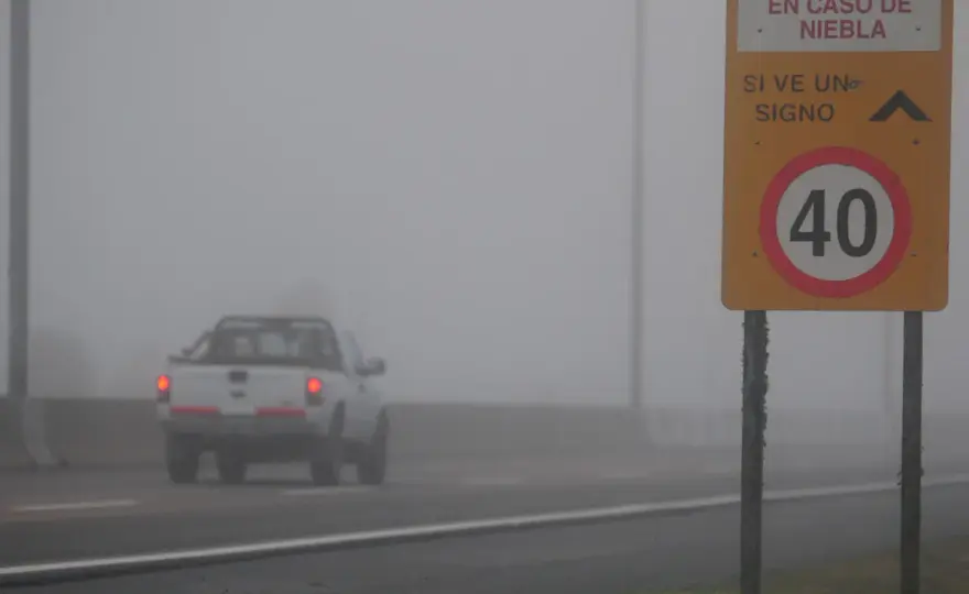 Niebla al volante - ¿Qué luces usar y cómo conducir?