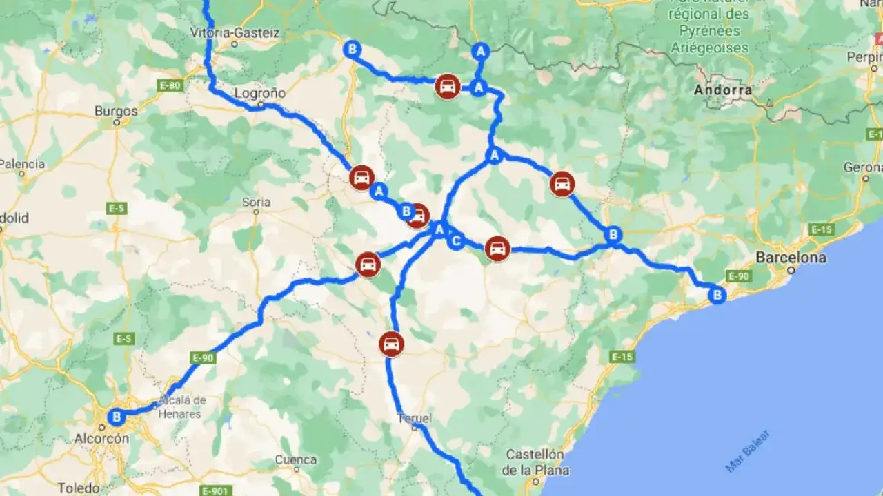 Mapa de rutas por Espa&ntilde;a con puntos A, B, C y se&ntilde;ales de ap2 peajes. Se ven ciudades como Madrid, Barcelona, Logro&ntilde;o y Andorra.