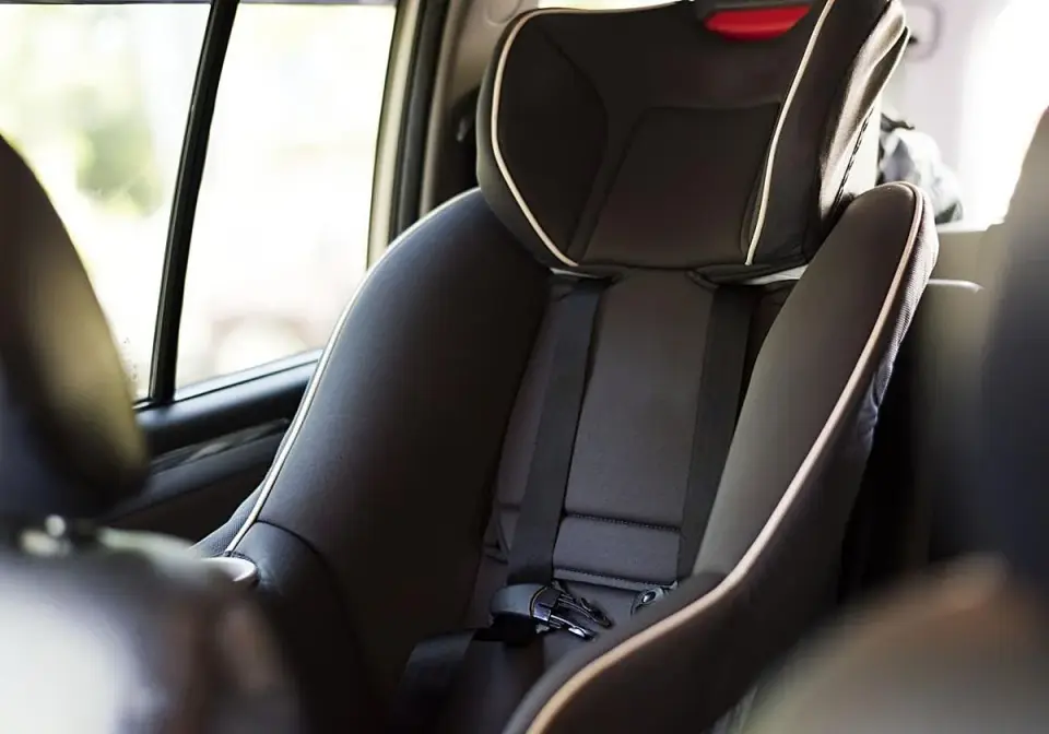 ¿Cuándo quitar la silla del coche? La clave no es la edad